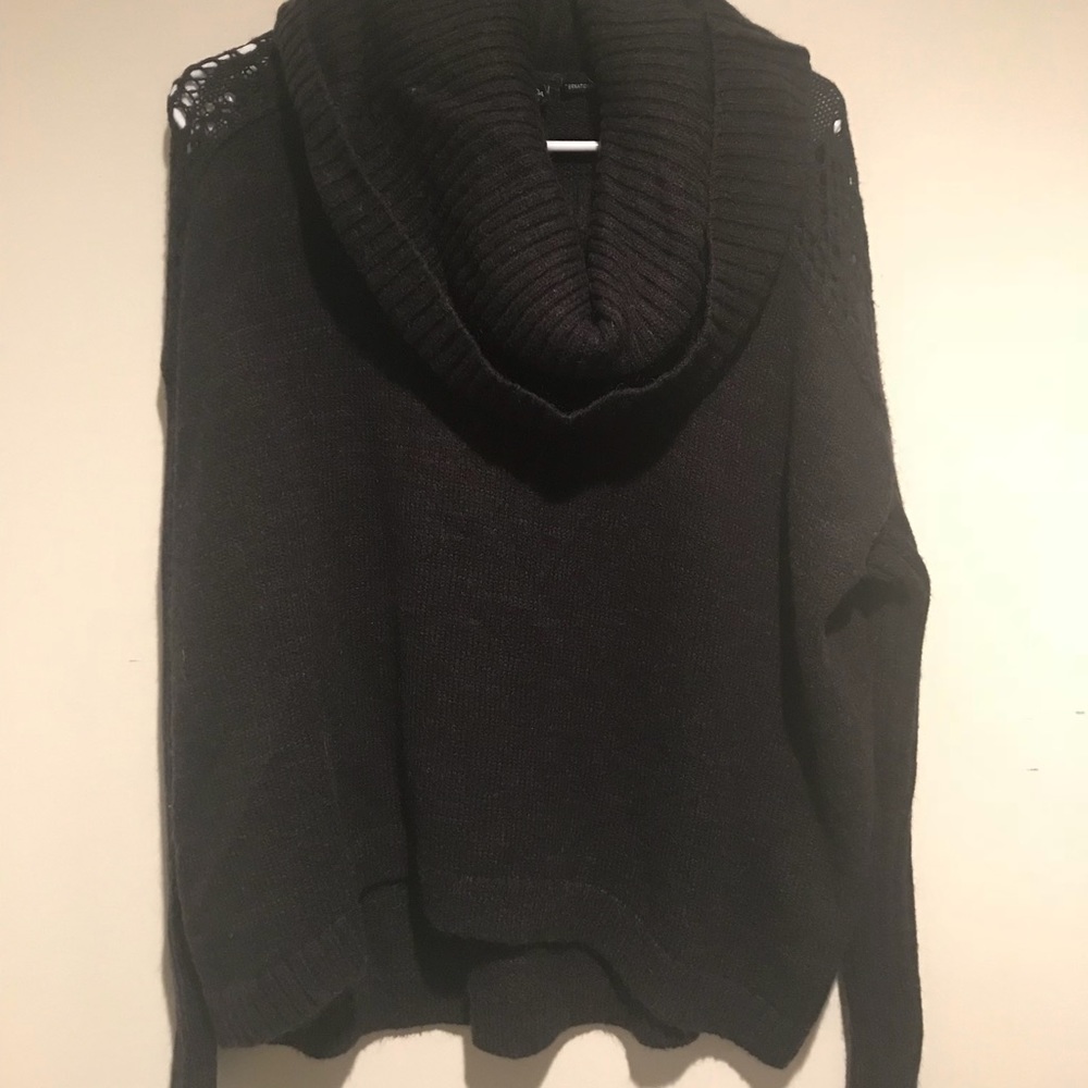 Mods Cowl Neck Sweater S/M